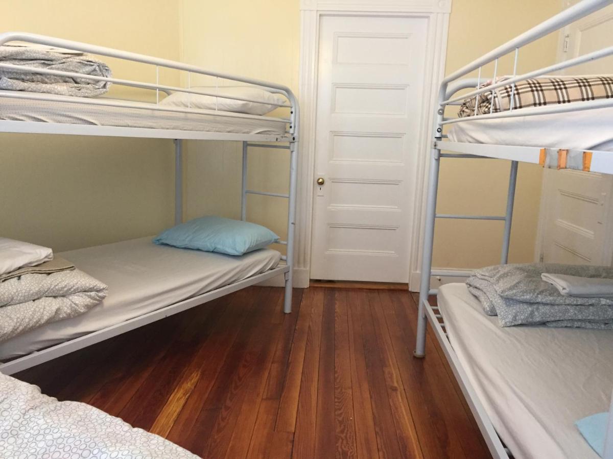 Bunk Bed in Mixed Dormitory Room